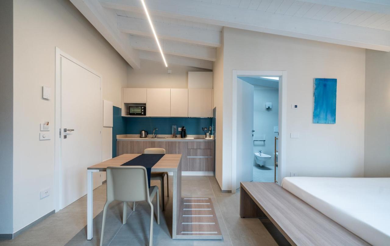A Casa Di Sabina Hotel Desenzano del Garda Ngoại thất bức ảnh