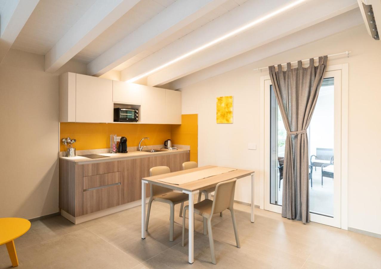 A Casa Di Sabina Hotel Desenzano del Garda Ngoại thất bức ảnh