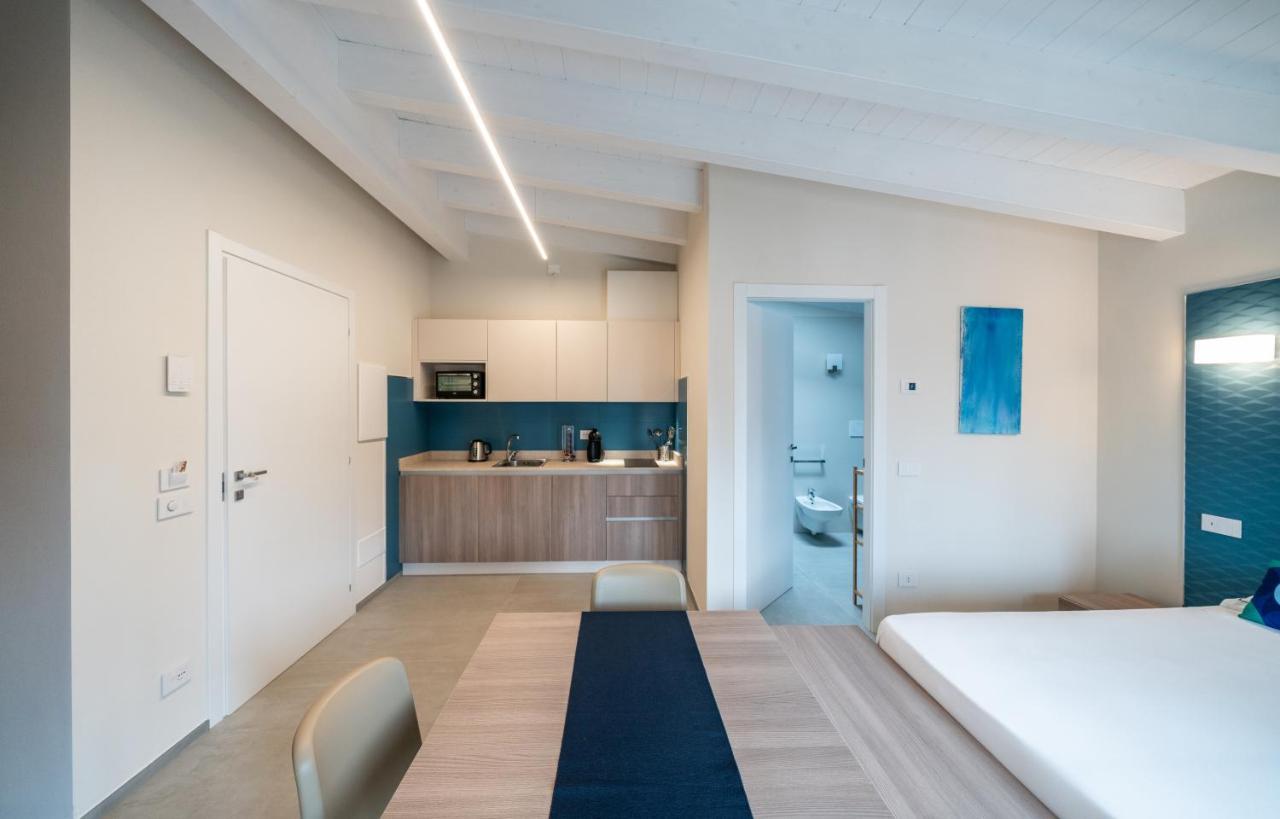 A Casa Di Sabina Hotel Desenzano del Garda Ngoại thất bức ảnh