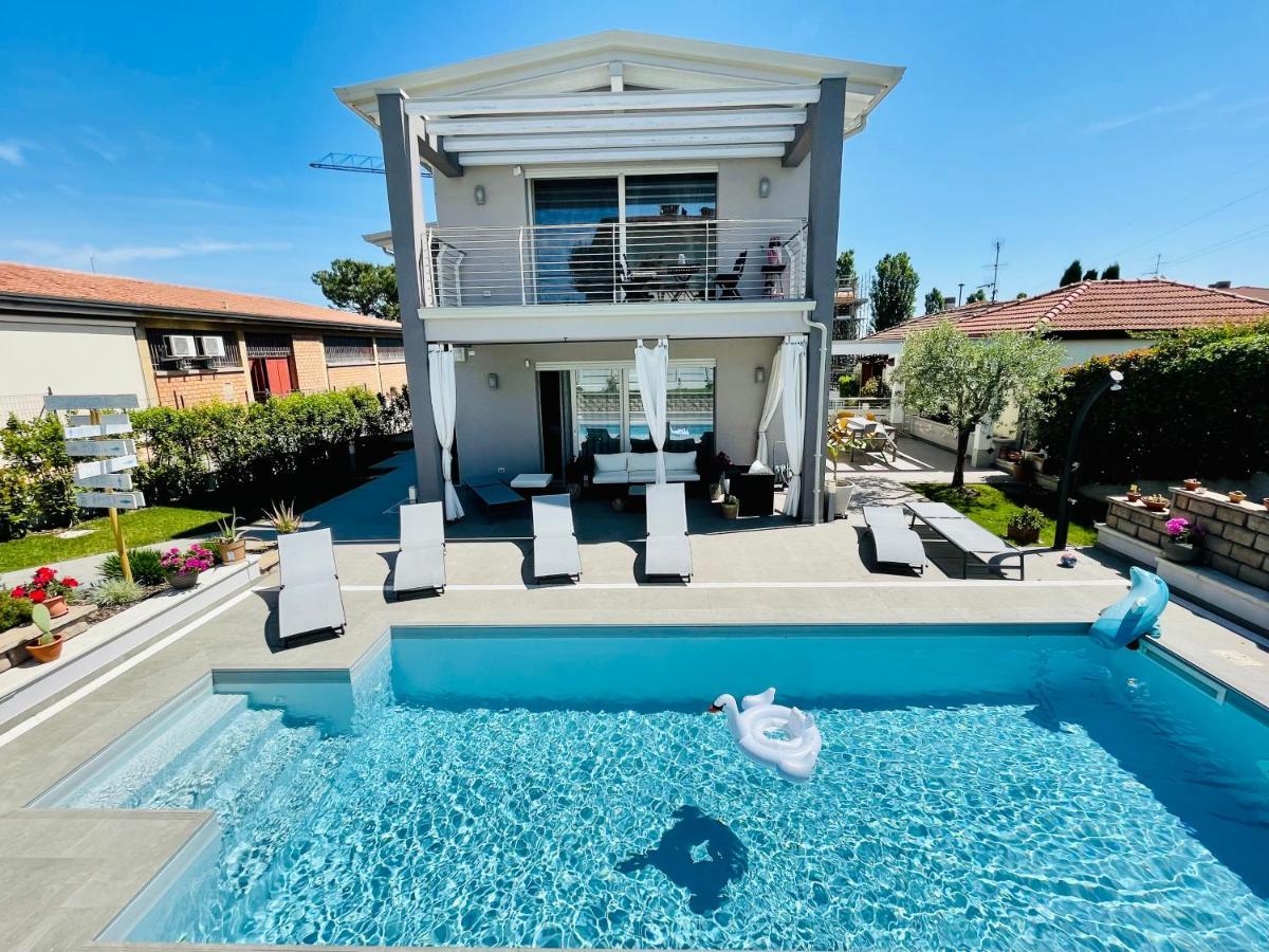 A Casa Di Sabina Hotel Desenzano del Garda Ngoại thất bức ảnh
