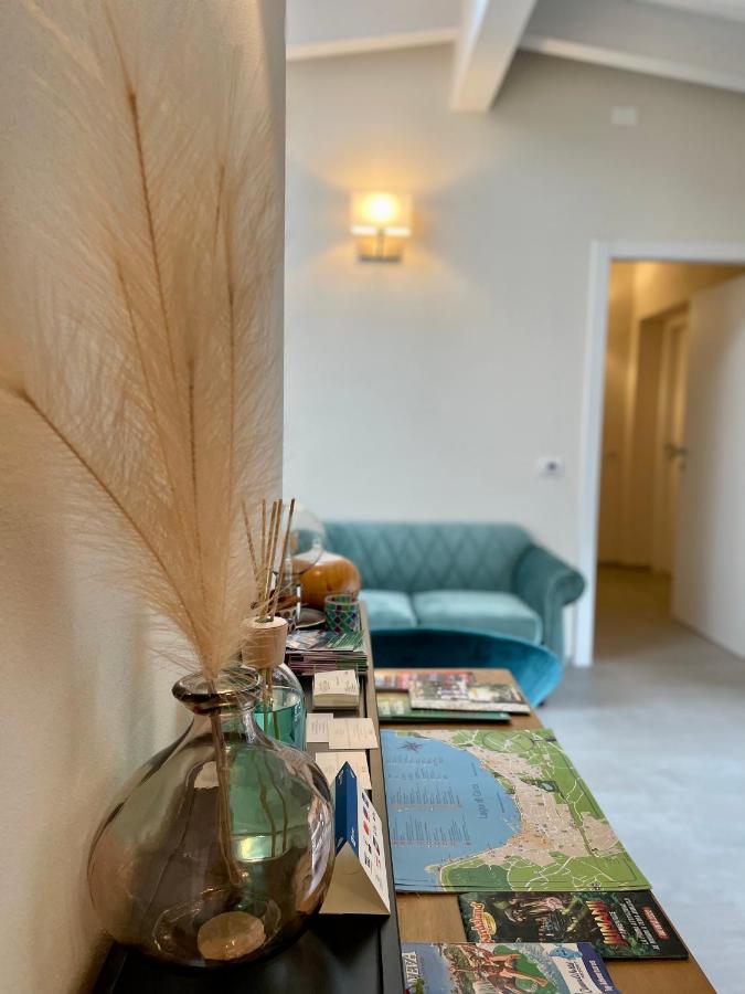 A Casa Di Sabina Hotel Desenzano del Garda Ngoại thất bức ảnh